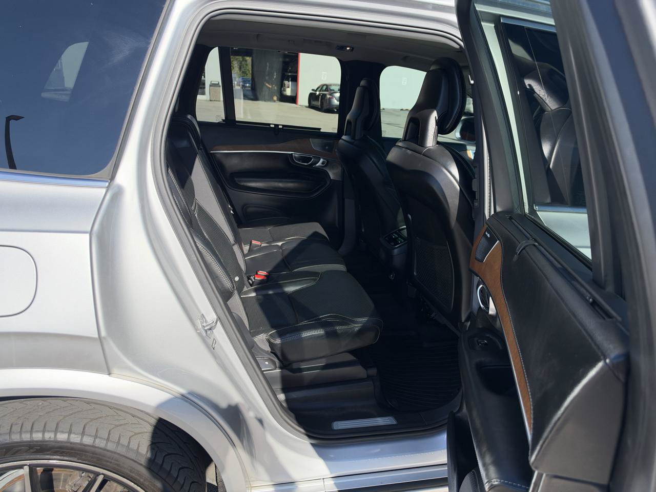 Used 2018 Volvo XC90 T6 Inscription w/ Convenience Package AWD/4WD image 10