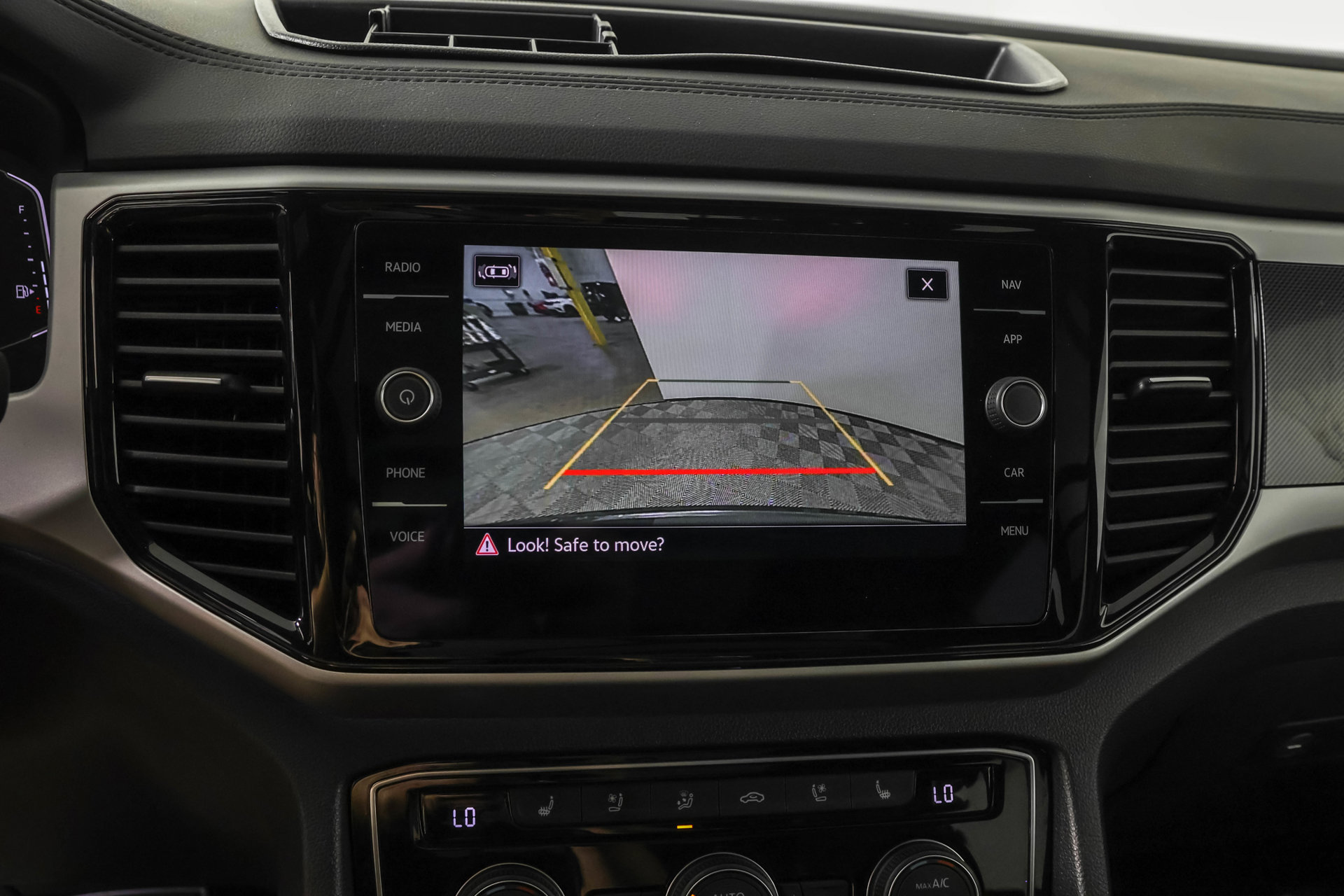 Used 2022 Volkswagen Atlas Cross Sport SEL Premium R-Line AWD/4WD image 7