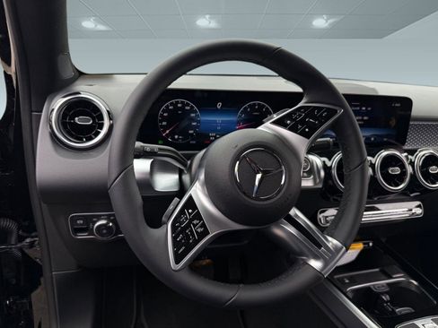 New 2026 Mercedes-Benz GLB 250 image 25