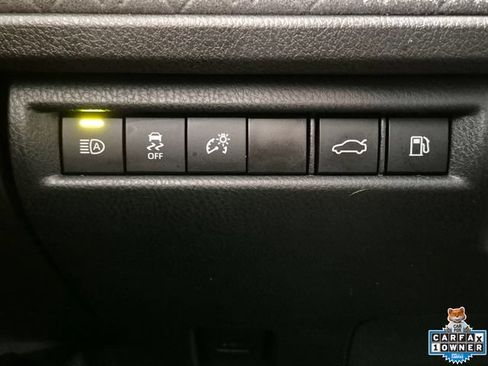 Certified 2025 Toyota Camry XLE FWD image 18