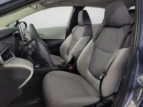 Used 2020 Toyota Corolla LE FWD image 14