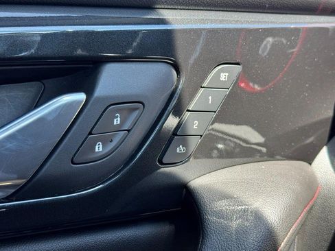 Used 2021 Chevrolet Blazer RS w/ Enhanced Convenience Package AWD/4WD image 16