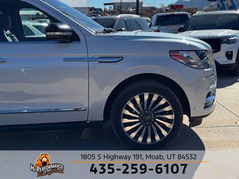 Used 2019 Lincoln Navigator Reserve w/ Cargo Package image 4