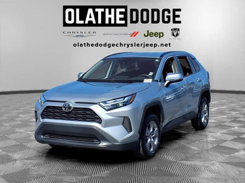 Used 2025 Toyota RAV4 XLE FWD image 1