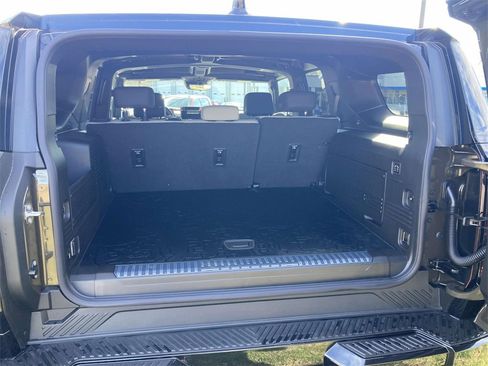 New 2026 GMC Hummer EV SUV image 11