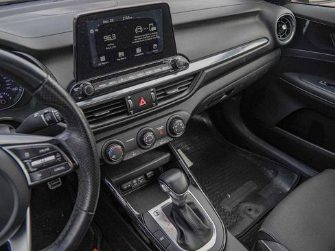 Used 2020 Kia Forte GT-Line image 17