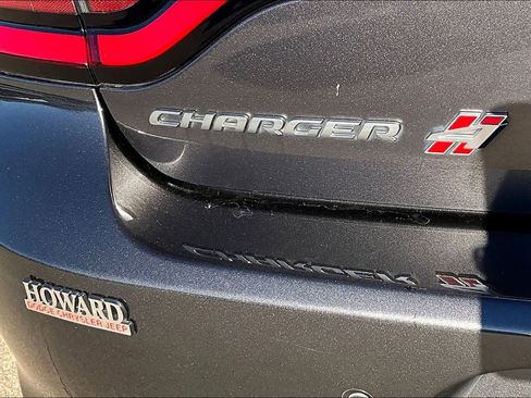 Used 2021 Dodge Charger SXT w/ Driver Convenience Group image 22