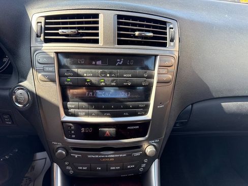 Used 2008 Lexus IS 250 w/ Premium Pkg RWD image 35