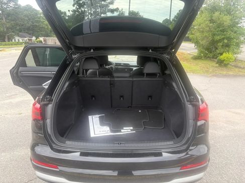 Used 2021 Audi Q3 2.0T Premium AWD/4WD image 8