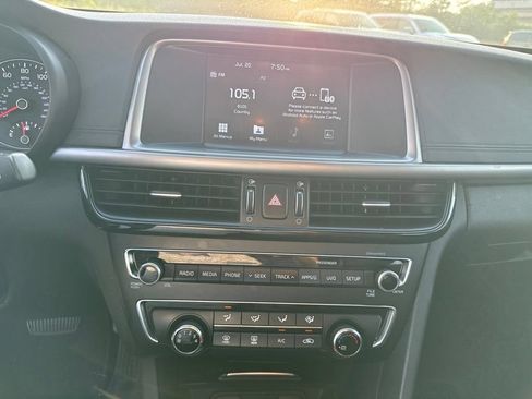 Used 2018 Kia Optima LX FWD image 13