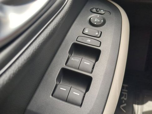 New 2026 Honda HR-V LX image 19