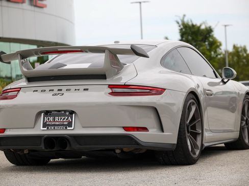 Certified 2018 Porsche 911 GT3 RWD image 30