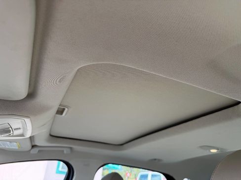 Used 2015 Ford Focus Titanium w/ Titanium Technology Package image 8