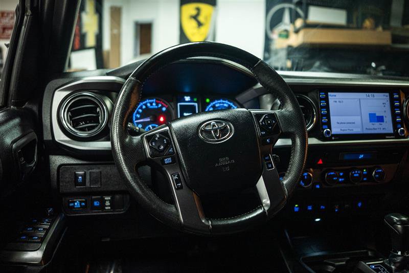 Used 2021 Toyota Tacoma TRD Sport w/ Technology Package AWD/4WD image 14
