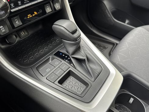New 2025 Toyota RAV4 XLE image 25