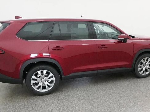 New 2026 Toyota Grand Highlander Limited AWD/4WD image 10