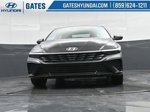 New 2026 Hyundai Elantra Sport image 35