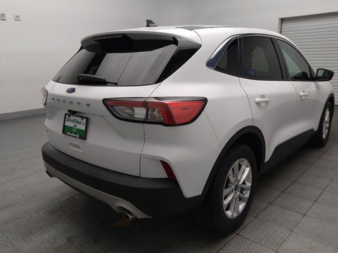 Used 2022 Ford Escape SE FWD image 9