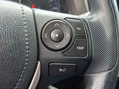 Used 2017 Toyota RAV4 LE AWD/4WD image 22
