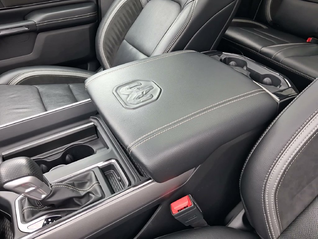 Used 2022 RAM 1500 Laramie AWD/4WD image 30