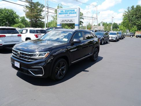 Used 2020 Volkswagen Atlas Cross Sport SE AWD/4WD image 1