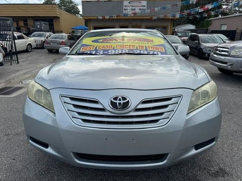 Used 2007 Toyota Camry LE FWD image 2