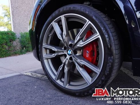 Used 2021 BMW X5 M50i w/ Executive Package image 98