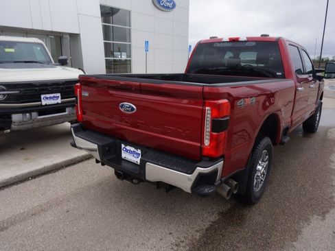 Used 2025 Ford F250 Lariat AWD/4WD image 7