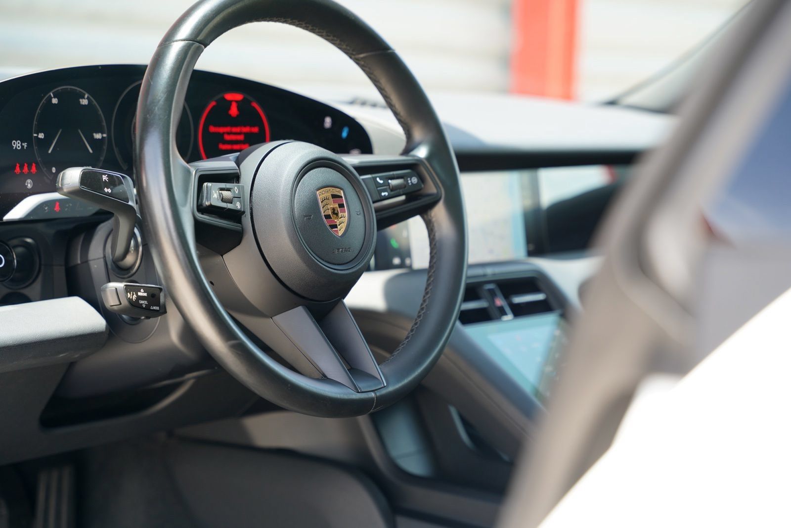 Used 2022 Porsche Taycan 4S AWD/4WD image 18