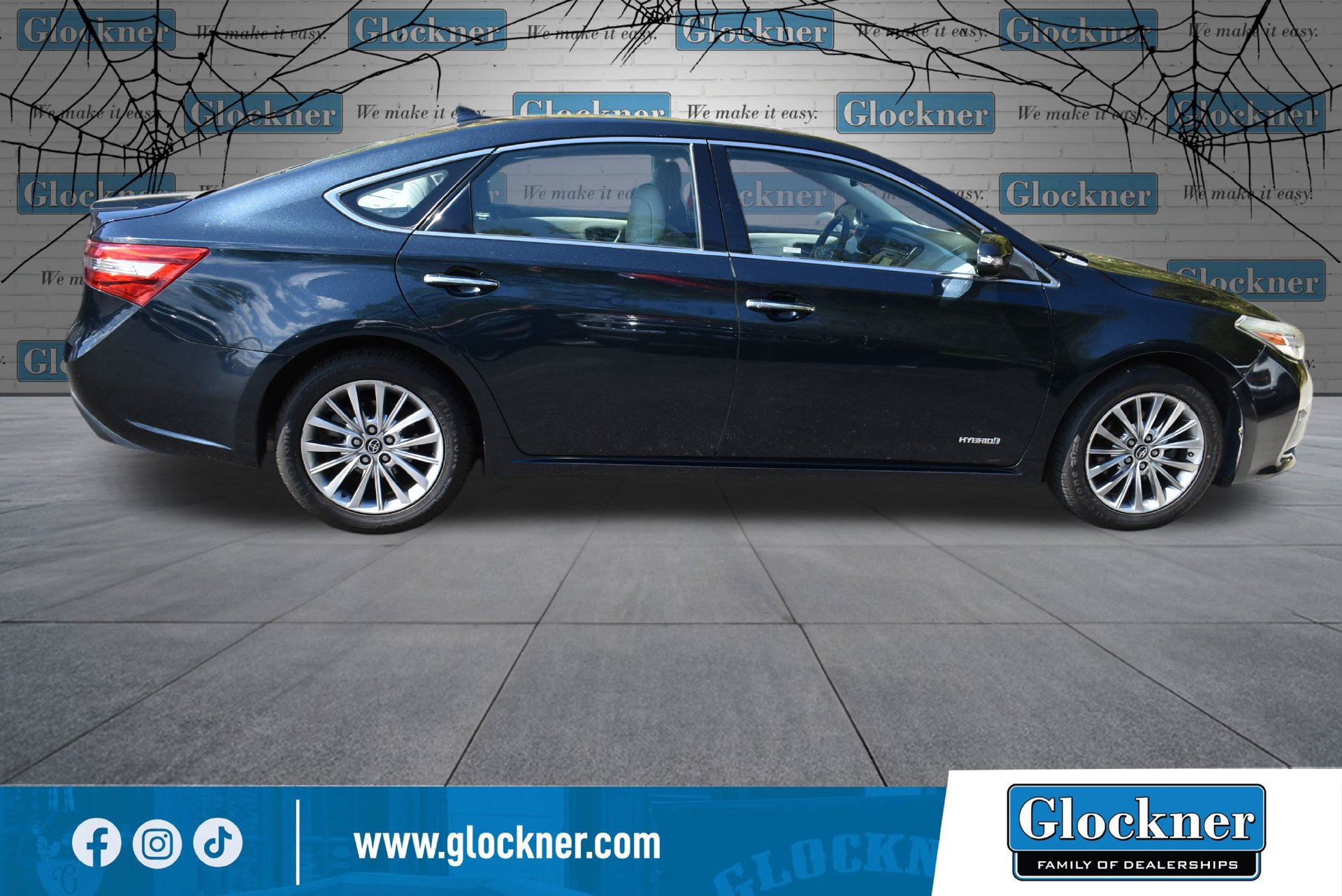Used 2016 Toyota Avalon Limited w/ Toyota Safety Sense Package FWD image 4