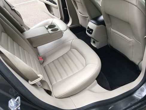 Used 2017 Ford Fusion SE FWD image 27
