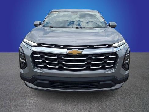Used 2026 Chevrolet Equinox LT FWD image 2