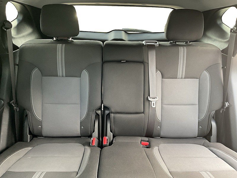 Used 2025 Chevrolet Blazer LT FWD image 12