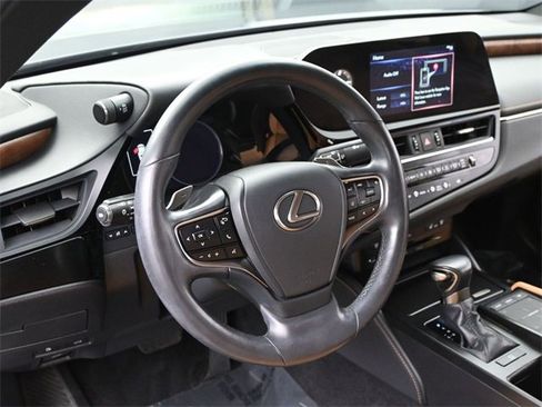 Certified 2022 Lexus ES 350 w/ Premium Package image 23