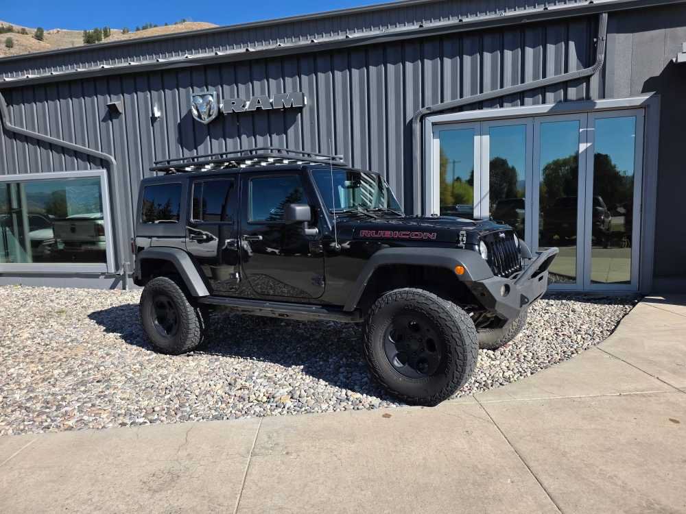 Used 2016 Jeep Wrangler Unlimited Rubicon AWD/4WD image 2