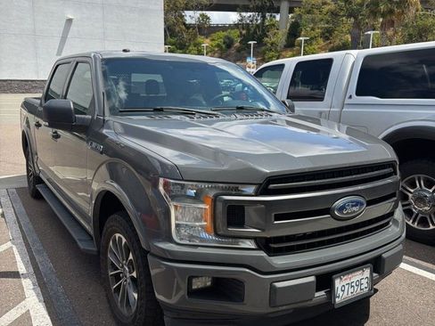 Used 2018 Ford F150 XLT w/ Equipment Group 302A Luxury RWD image 2