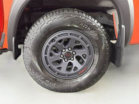 Used 2025 Nissan Frontier PRO-4X w/ Pro Convenience Package AWD/4WD image 30