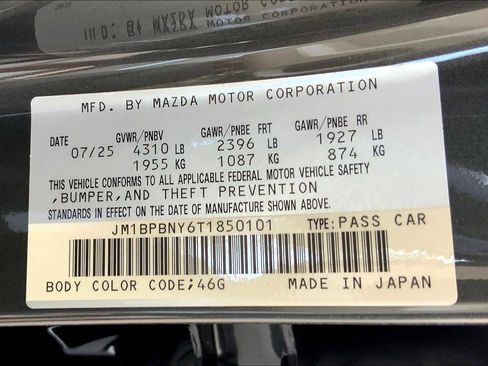 New 2026 MAZDA MAZDA3 Hatchback w/Premium Plus Pkg image 19