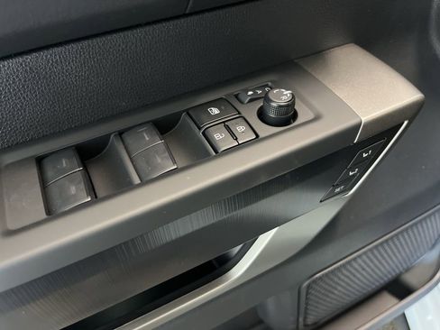 New 2026 Toyota Tundra Limited AWD/4WD image 5