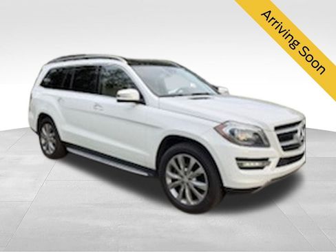 Used 2014 Mercedes-Benz GL 450 4MATIC image 1