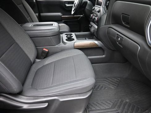 Used 2021 Chevrolet Silverado 1500 LT Trail Boss w/ Bed Protection Package image 7