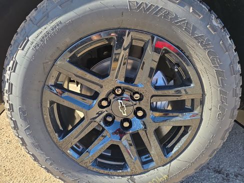 New 2026 Chevrolet Silverado 1500 Custom w/ Turbomax Blackout Package image 11