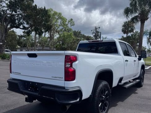 Used 2025 Chevrolet Silverado 2500 Custom w/ Custom Value Package AWD/4WD image 5