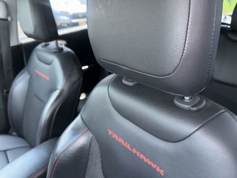 Used 2018 Jeep Compass Trailhawk AWD/4WD image 10