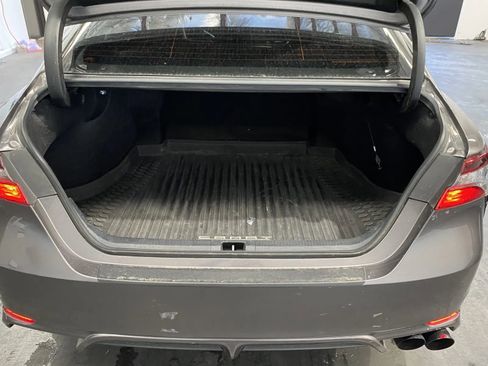 Used 2023 Toyota Camry SE image 8