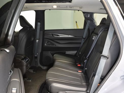 Certified 2025 INFINITI QX60 Sensory w/ Vision Package image 29