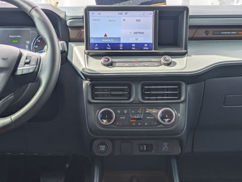 Certified 2024 Ford Maverick Lariat FWD image 23