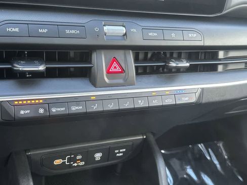 Certified 2025 Kia K4 FWD image 20