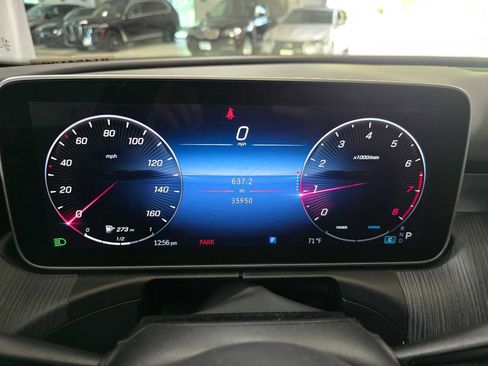 Used 2023 Mercedes-Benz C 300 Sedan image 33