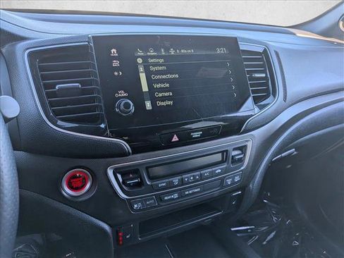 Used 2024 Honda Passport TrailSport image 12